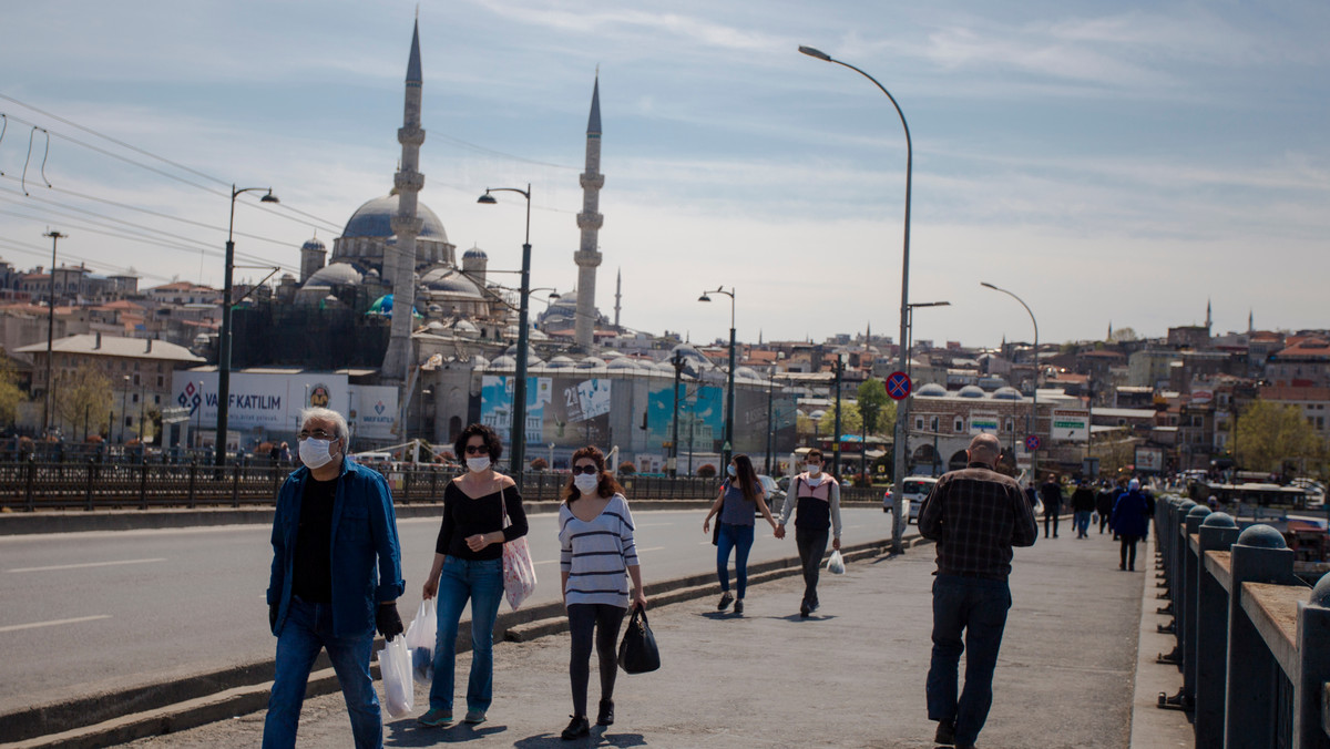 Turcja. Erdogan zapowiada wprowadzenie od czwartku ścisłego lockdownu