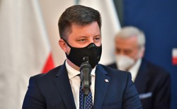 Dworczyk: Do pracy w szpitalu na Narodowym zgłosiło się ponad 1250 osób