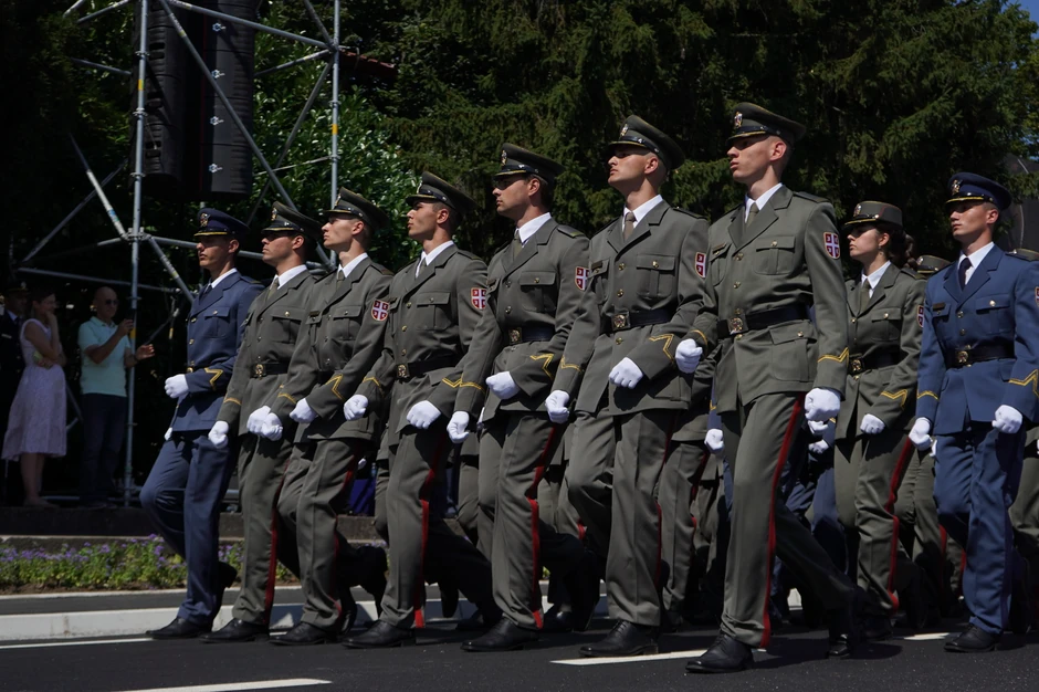 Promovisani  najmlađi oficiri VS
