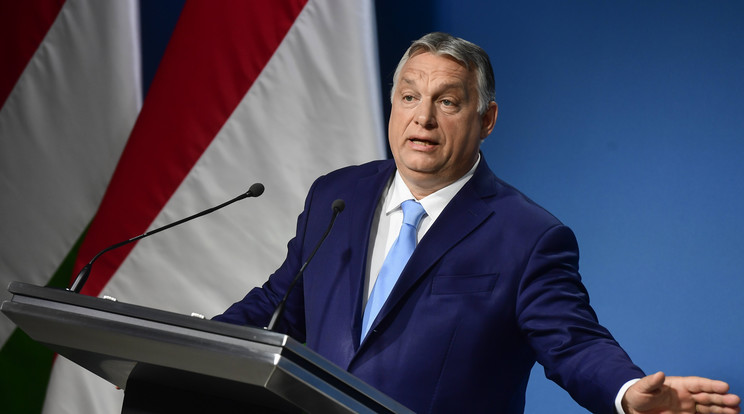 Orbán Viktor szerint a következő évtizedet a migráció és járvány fogja meghatározni / Fotó: MTI / Koszticsák Szilárd