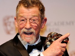 John Hurt poważnie chory. To rak