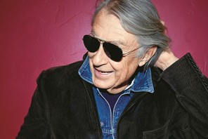 Joel Schumacher