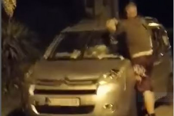 HAOS U NOVOM SADU Nepoznati muškarac u gluvo doba noći razlupao automobil: Ljude probudili zvuci udaraca i razbijanja stakla (VIDEO)
