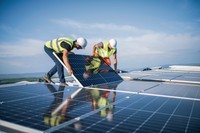 Wojny w Ukrainie i w Iranie zmieniły sposób, w jaki patrzymy na OZE. „Staje się projektem bezpieczeństwa ekonomicznego”