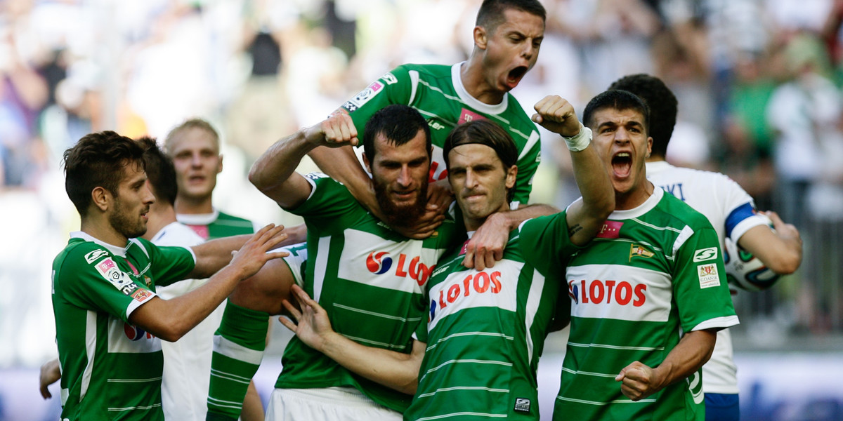 radosc bramka goal celebration zaur sadajew sadaev  stojan vranjes  piotr grzelczak , ariel borysiuk  maciej makuszewski Lechia Gdańsk Lech Poznań