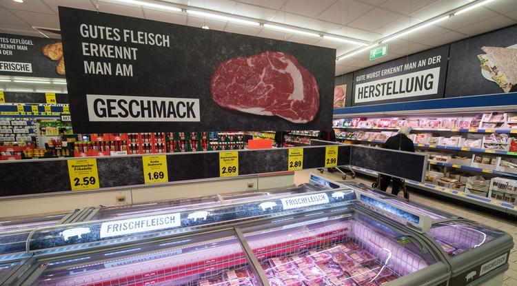 Teljesen eltűnhetnek a húsok a Lidl-ből. Fotó: Getty Images
