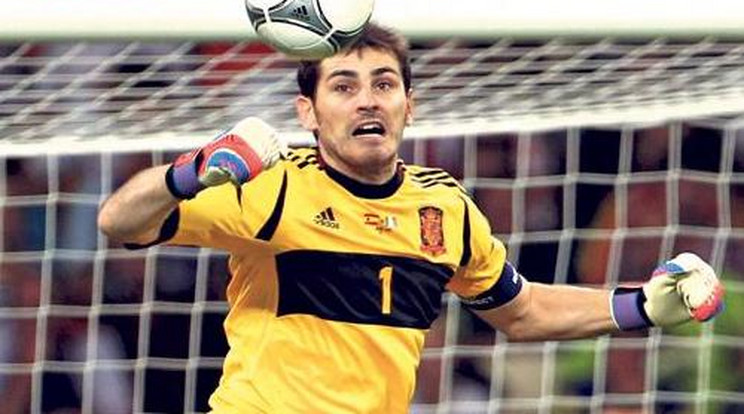 Casillas főszereplő lehet a válogatottban