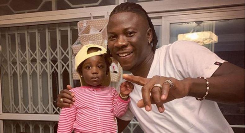 Stonebwoy and daughter