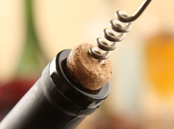 Nie łykaj jak pelikan, czyli jak się nie dać nabić w butelkę