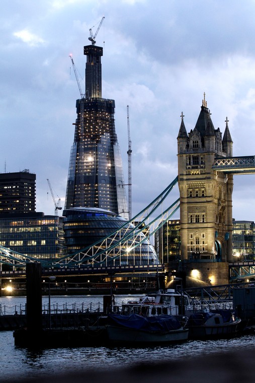 Wieżowiec Shard powstający w okolicach London Bridge