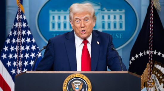Wojna handlowa eskaluje. Trump podwaja cła