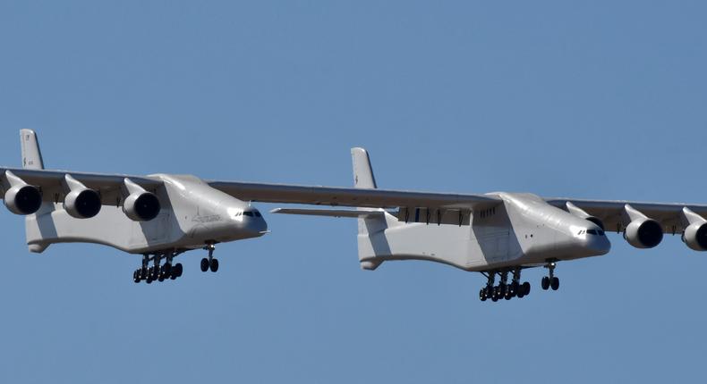 The world's largest airplane, built by the late Paul Allen's company Stratolaunch Systems, makes its first test flight in Mojave.