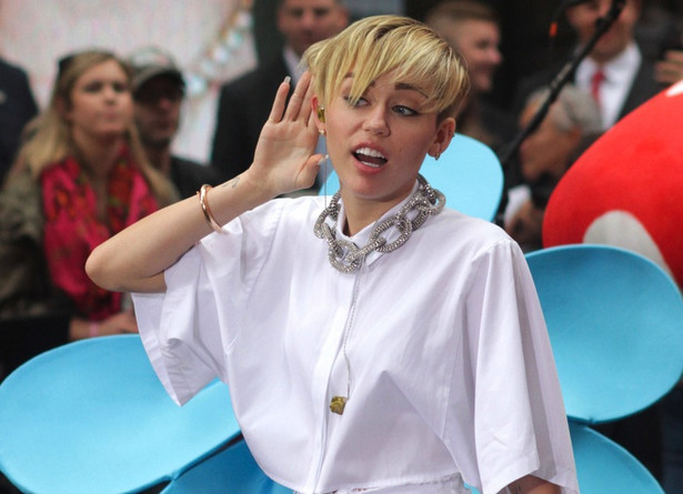 Miley Cyrus nową królową branży porno?