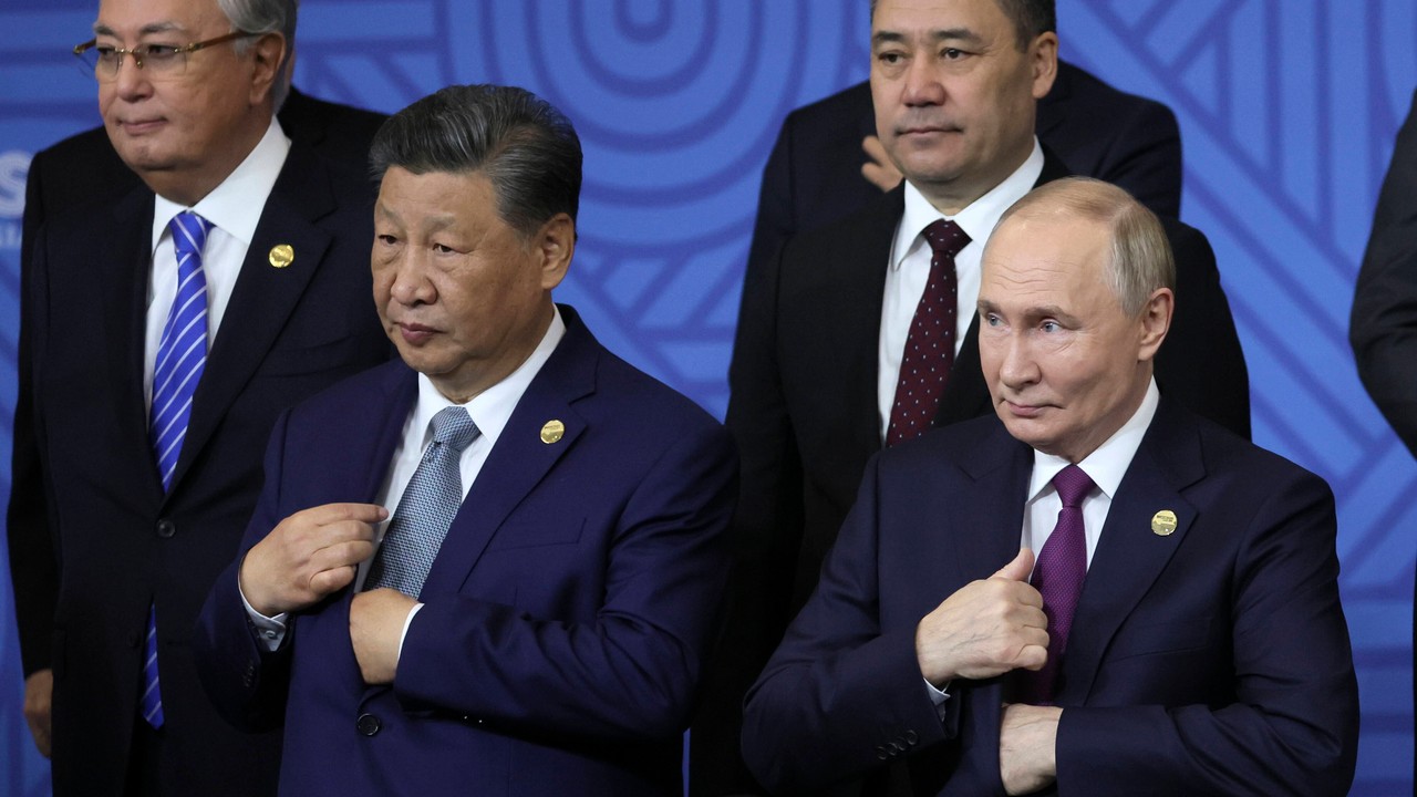 Rosyjski gaz dla Chin będzie tańszy o prawie połowę, dostawy do UE ostro w dół