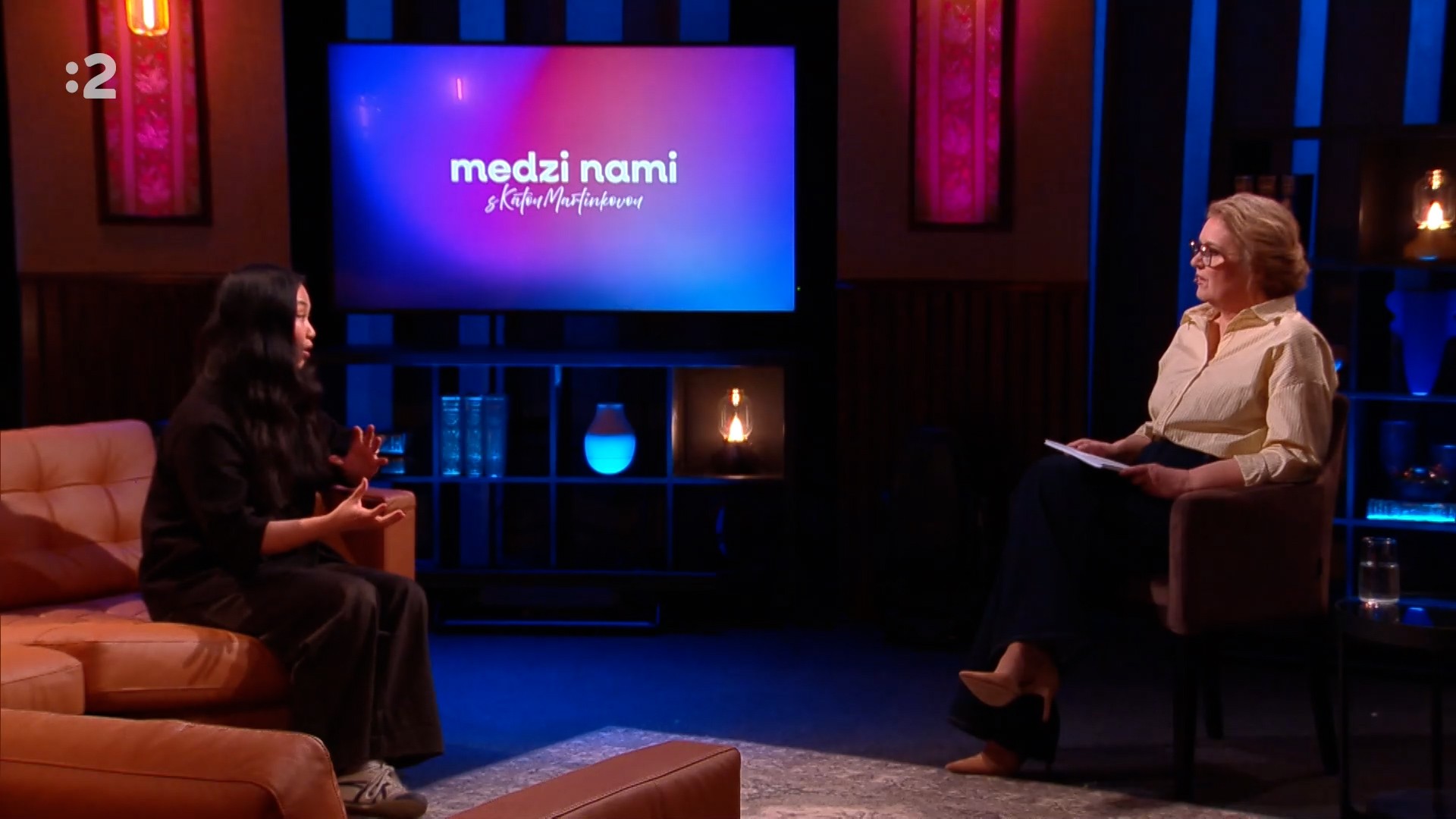 Talkšou STVR Medzi nami s Katou Martinkovou - Kvet Nguyen.