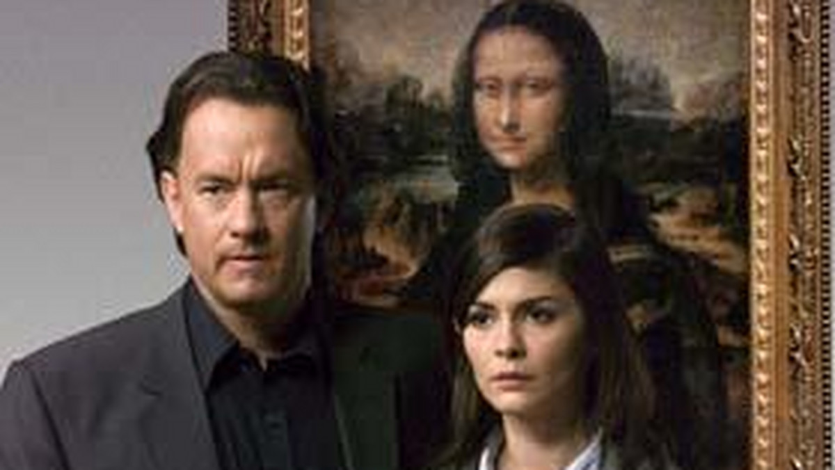 W trakcie jednego z programów Saturday Night Live Tom Hanks pół żartem, pół serio odpierał ataki przedstawicieli kościoła katolickiego na film "Kod da Vinci"