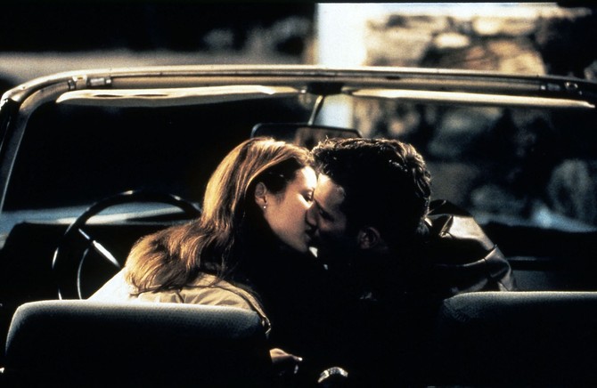 Gvinet Paltrou i Ben Aflek, film Bounce iz 2000. godine