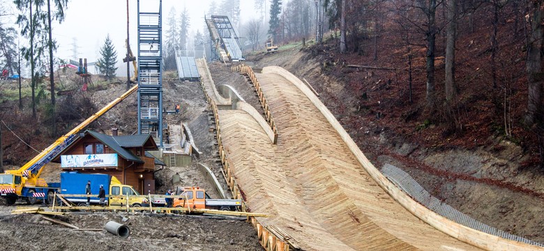Na tych skoczniach przed laty pierwsze skoki oddawał Adam Małysz. ZDJĘCIA