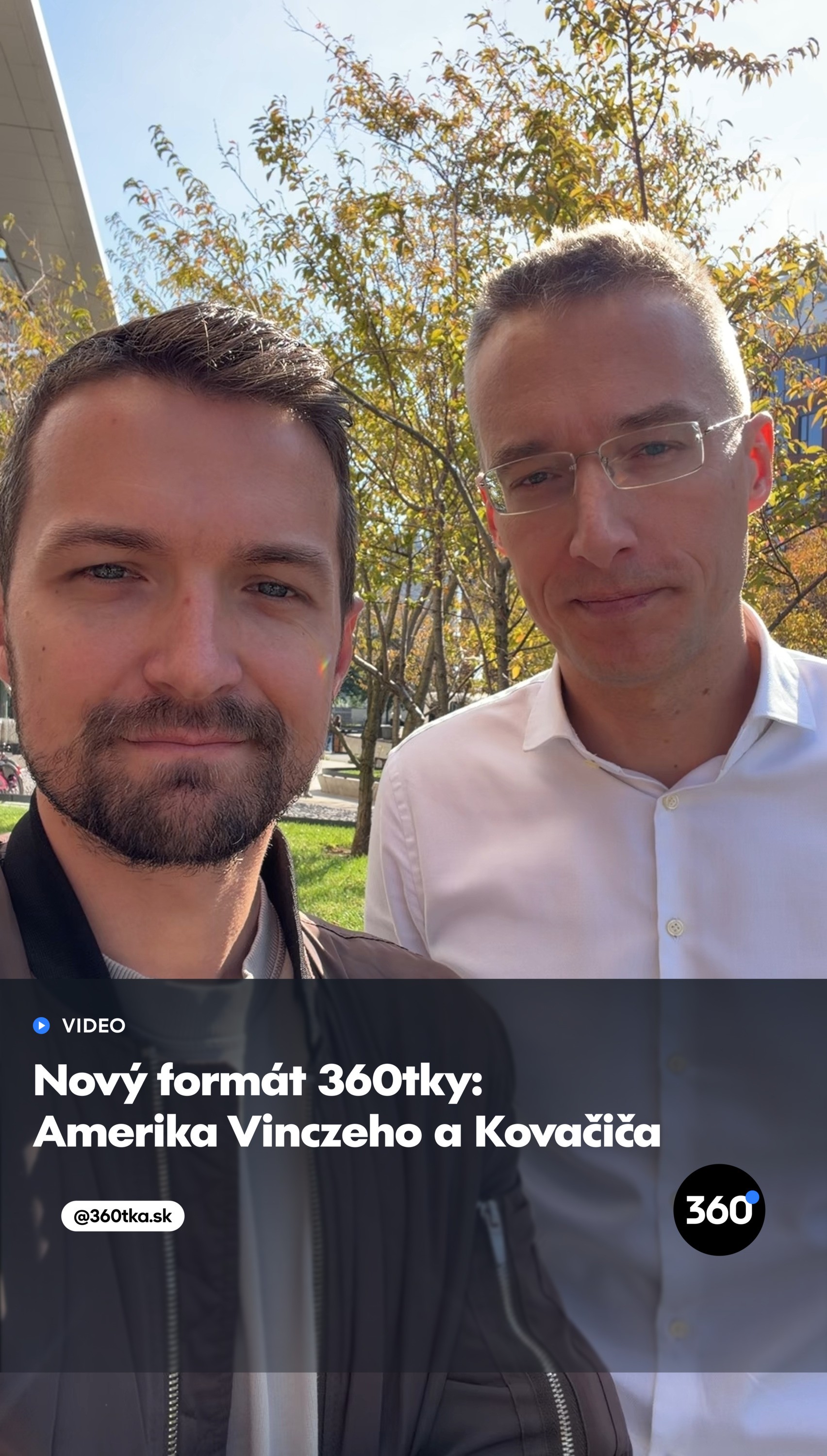 Moderátor Viktor Vincze a Michal Kovačič. 