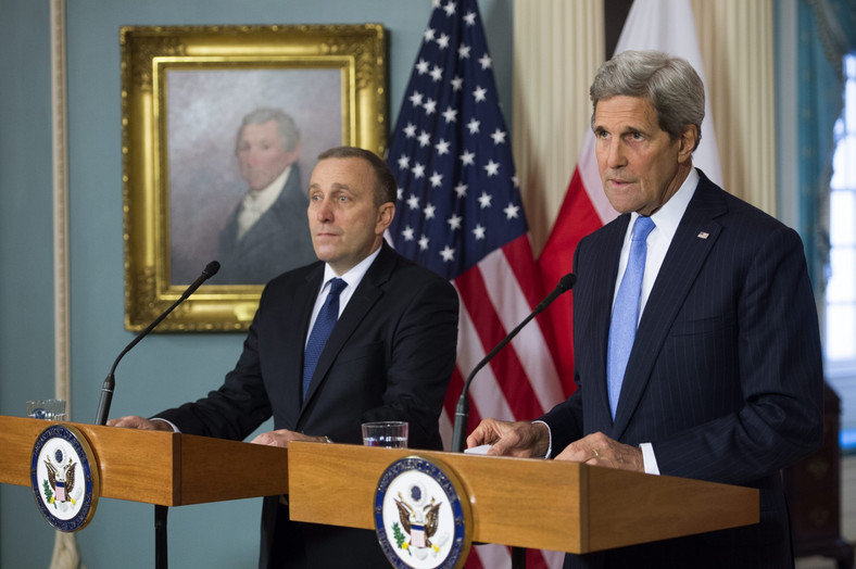 Szef polskiego MSZ Grzegorz Schetyna i sekretarz stanu USA John Kerry
