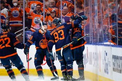 NHL. Lightning, Hurricanes i Oilers w drugiej rundzie play-off