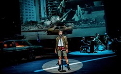 "Matka Courage i jej dzieci" w Teatrze Narodowym: Spektaklu nie ratuje nawet obecność Danuty Stenki