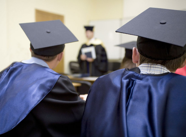 "Co noc śnię, jak was zabijam". Polski student grozi masakrą