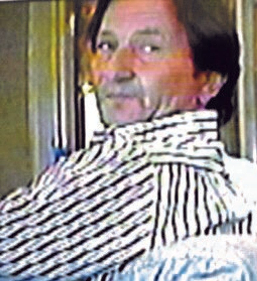 Radosav Cvijović, poznatiji kao Cvika ili "novosadski Eskobar", optužen je za šverc kokaina i trenutno se nalazi u kućnom pritvoru, dok su članovi njegove grupe osuđeni u Češkoj