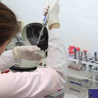 Minden nyolcadik magyar nőnél emlődaganatot diagnosztizálnak