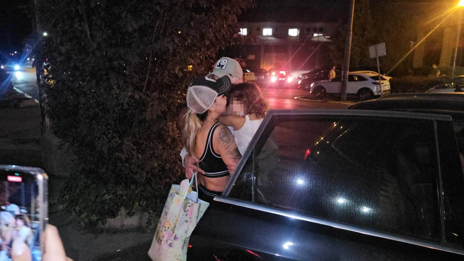 Aneli Ahmić sa ćerkom i Lukom