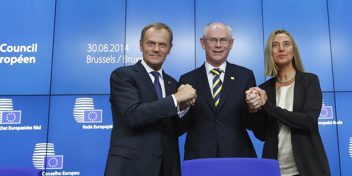 Donald Tusk, nowy szef Rady Europejskiej, jego poprzednik Herman Van Rompuy i Federica Megherini, nowa szefowa dyplomacji UE