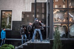 Atak prorosyjskich bojówkarzy na posterunek w Odessie