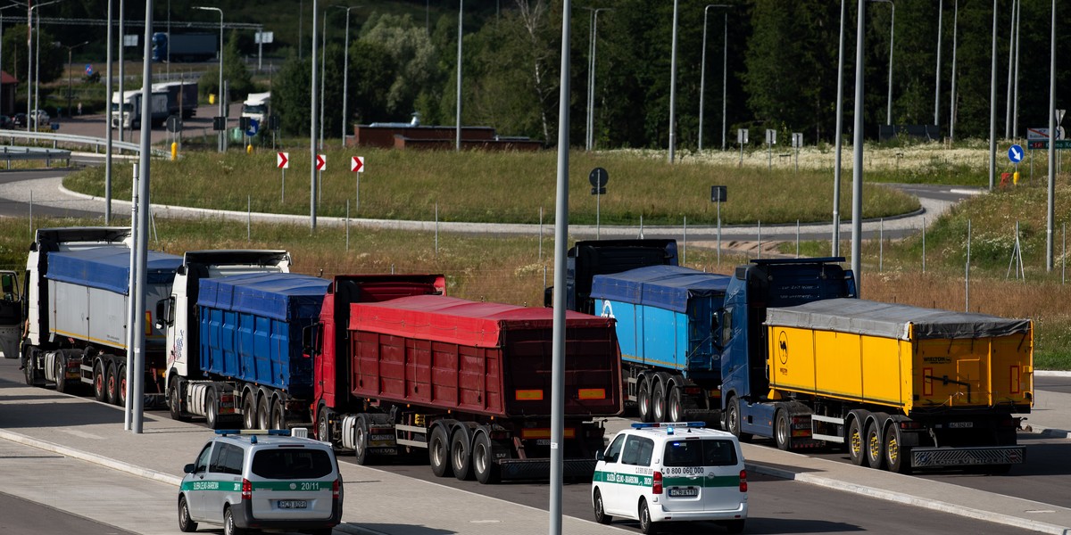 Polska, Węgry i Słowacja przedłużyły embargo na ukraińskie zboże