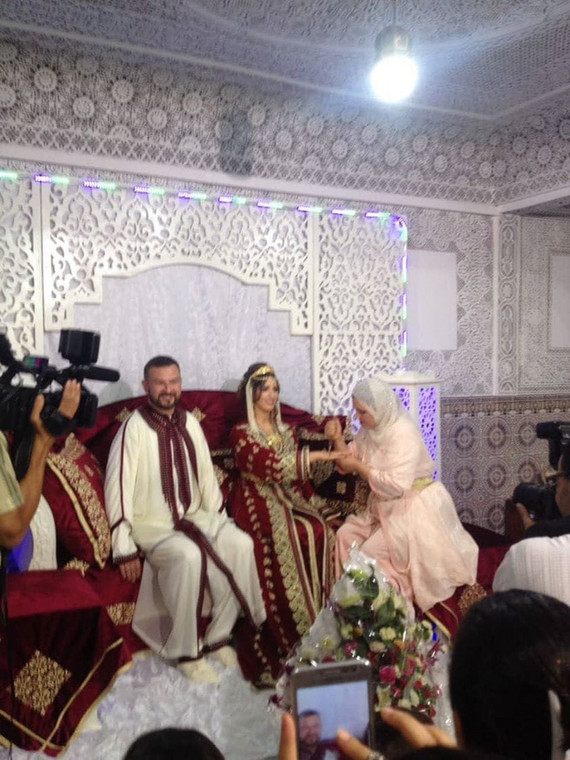Uroczystości zaślubin Polaka z Marokanką 