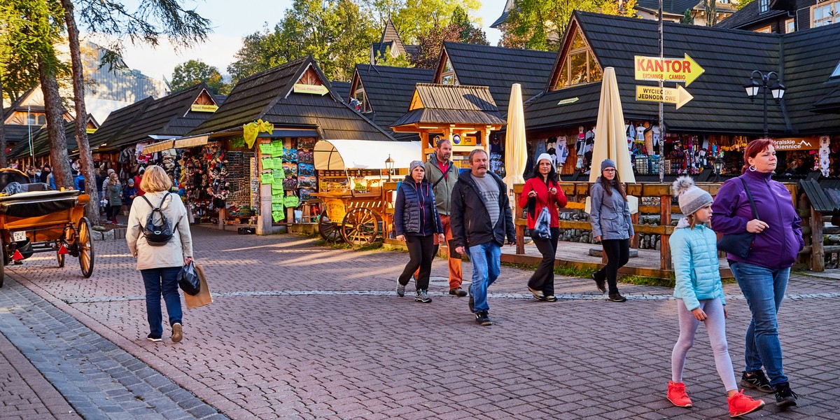 Zakopane. Miasto wprowdziło zakaz sprzedaży alkoholu w nocy.