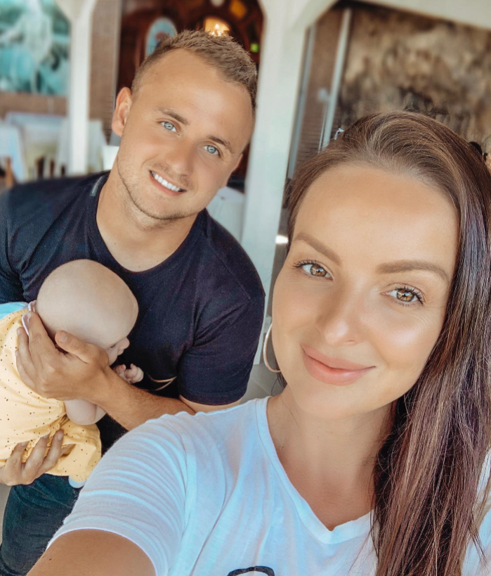 Twiinska Daniela Nízlová a Stanislav Lobotka s dcérkou Lindou.