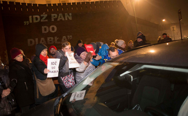 Jest śledztwo ws. blokowania politykom PiS wjazdu na Wawel. Śledczy badają trzy wątki