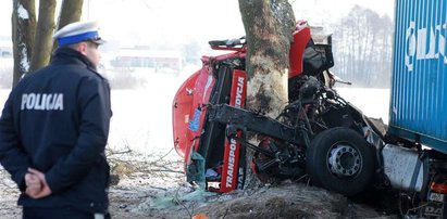 3 osoby zginęły pod ciężarówką