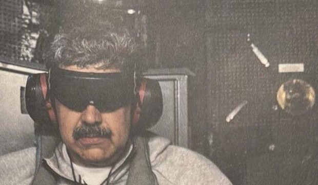 Prva fotografija predsednika Venecuele posle američke vojne akcije u kojoj je zarobljen | Foto: Donald Trump / Truth Social