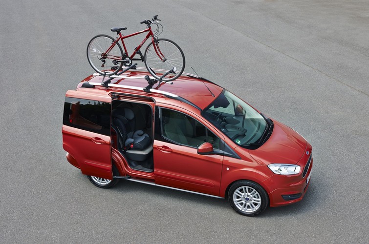 Ford tourneo courier