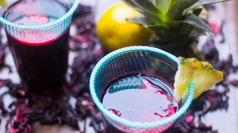 7 health benefits of hibiscus tea (Zobo)