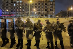 Policja wtargnęła na teren politechniki w czasie protestu? Jest komentarz rzecznika KSP