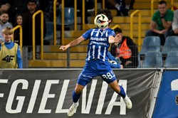 Rząd Donalda Tuska zajął stanowisko w związku z żałobą narodową. Co z meczami Ekstraklasy?