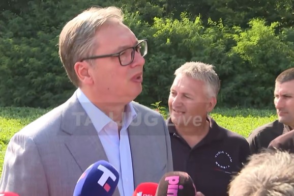 (VIDEO) Vučić u poseti podorici Todorović: Predsednik Srbije u Jadranskoj Lešnici kod Loznice