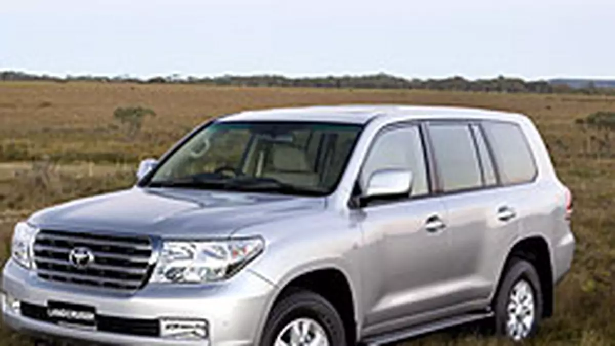 Nowa Toyota Land Cruiser V8 – pracowity mamut