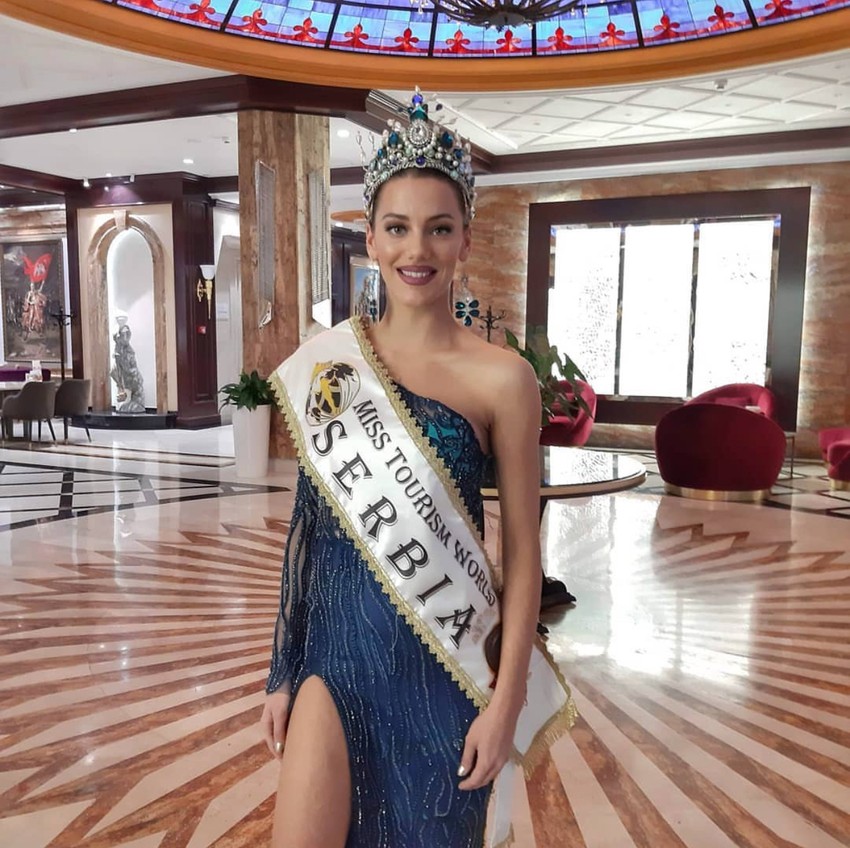 Sara Mitić je osvojila brojne titule na svetskim i evropskim izborima za mis