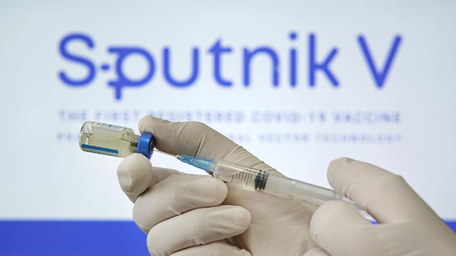Négyen meghaltak, hat embernél pedig orvosi komplikációk léptek fel a Szputnyik V. vakcina beadása után /Fotó: Northfoto