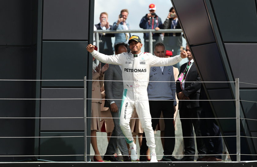 Lewis Hamilton wygrał GP Wielkiej Brytanii! Za nim Rosberg