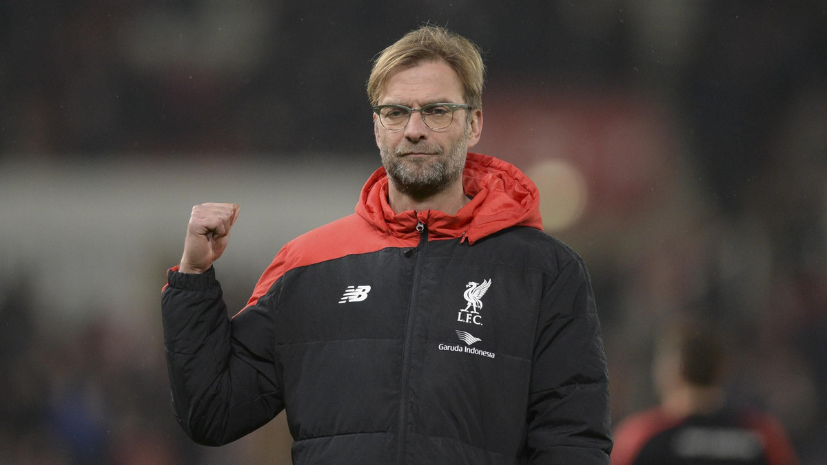 Menedżer Liverpoolu Juergen Klopp oświadczył, że Daniel Sturridge, pomimo wznowienia treningów, nie jest jeszcze gotowy do gry. Niemiec zaprzeczył jednocześnie piątkowym doniesieniom angielskich mediów, które zasugerowały chęć ze strony Anglika do zmiany klubu.