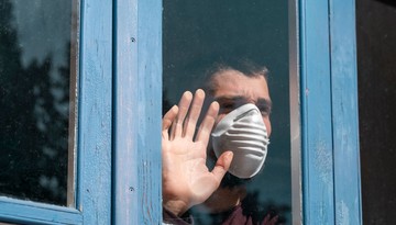Kwarantanna bez decyzji. Co zmienia nowe orzeczenie Naczelnego Sądu Administracyjnego?